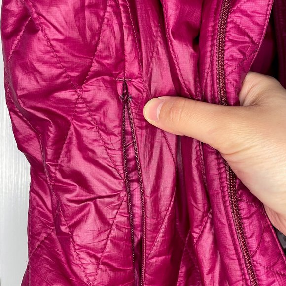 Patagonia Nano Puff Magenta Diamond Quilted Vest Small - Picture 6 of 9